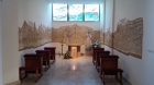 Klęczniki w kaplicy Matki Bożej Fatimskiej i św. Jana Pawła II
